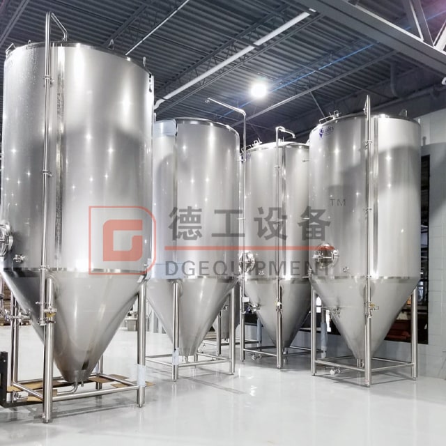 Построенная система пивоварения с 3 емкостями 7BBL Полная линия пивоварения с пивоваренным ферментером для продажи
